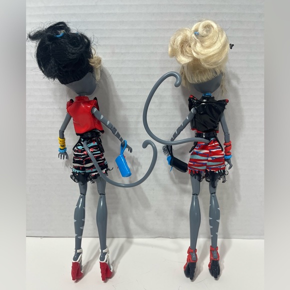 MONSTER HIGH Doll zombie shakes meowlody and Purrsephone werecat sisters dolls - Picture 6 of 13